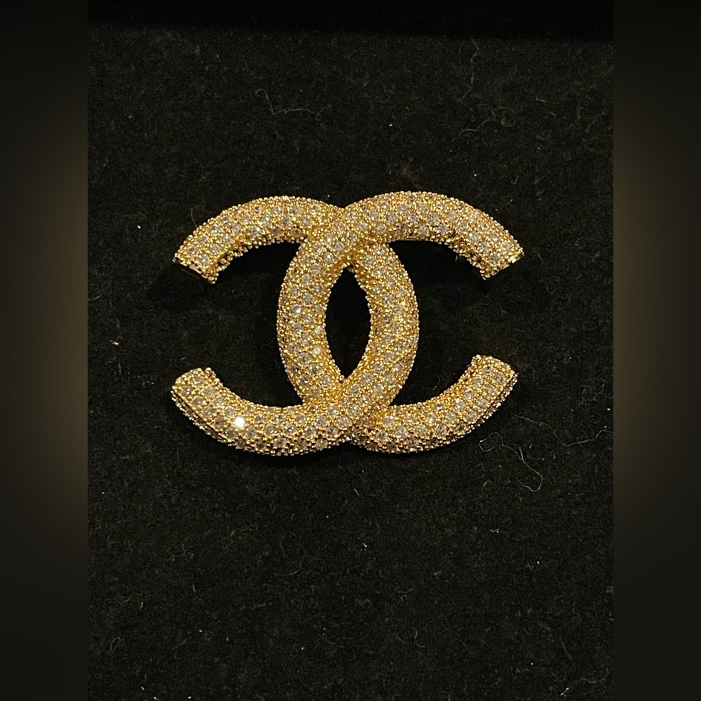 Fashion Jewelry Stamped Gold and Silver Sparkle Brooch